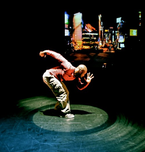 9c3f2marcbamuthijoseph_breaks-pic7 Marc Bamuthi Joseph in the break/s. Photo by Bethanie Hines.