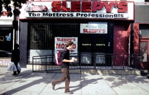 65e1252007 65 East 125 Street, Harlem, 2007.